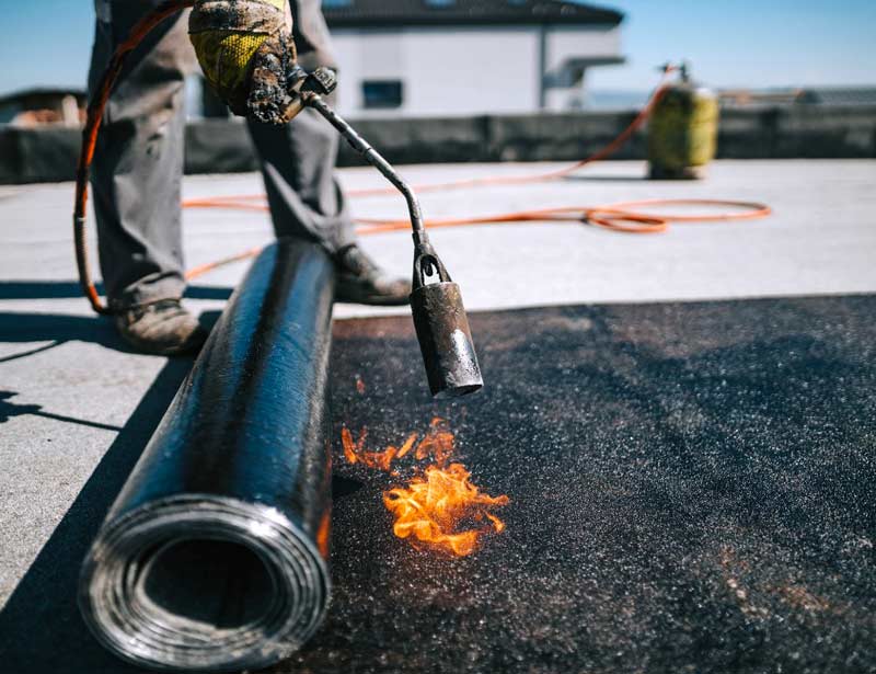 ROOFWALL DAKWERKER TERVUREN : dakdekker dakdekker in België: Vlaams, Waals en Brussels gewest, Luik….Dakwerken, zinkwerken, reiniging, mos verwijderen en waterdicht dakschilderen, skeletbouw, houtbehandeling, plat dak waterdicht maken, gevelschilderen, gevelwaterdicht maken, buitenreiniging: bestrating, klinkers, blauwe steen, muurtje, terras... interventie in BELGIË: Vlaams, Waals en Brussels gewest, Luik….