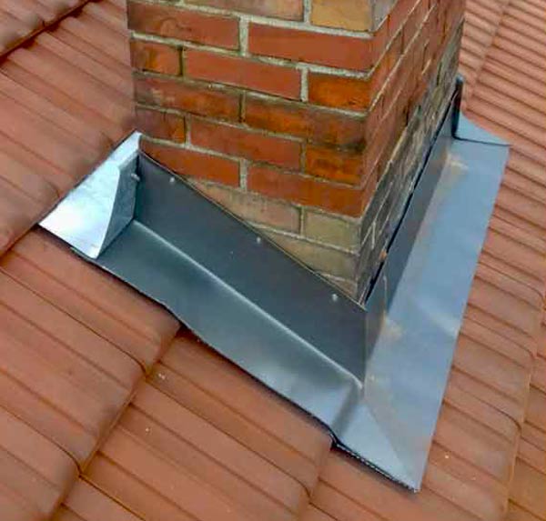 Dakwerken: DAKWAND TERVUREN : dakdekker in België: Vlaanderen, Wallonië, Brussel Luik… Dringende reparatie van daklekken. Plaatsing van dakbedekking en nokvorsten voor nieuwbouw en renovatie: leien, dakpannen… Zinkwerker: zinkwerk: Plaatsing van goten, goten, goten, dakrandbekleding, schoorsteenmantels… Interventie in BELGIË: Vlaanderen, Wallonië en Brussel…